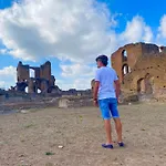 Una Giraffa A Roma